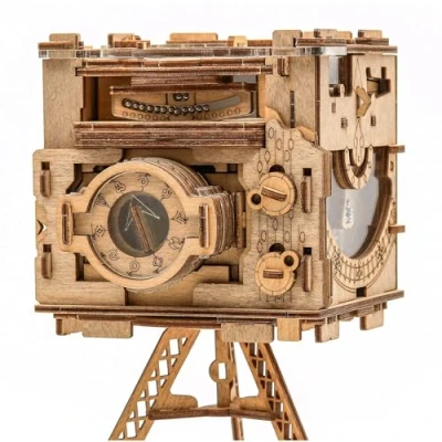 Afbeelding van iDventure Cluebox Sherlock&#039;s Camera Escape Room In A Box 1 2 Spelers Geschikt Vanaf 14 Jaar