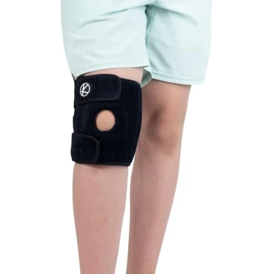 Afbeelding van KARM kniebrace voor kinderen kniepijn ondersteuning Osgood Schlatter jeugd, mcl, sport, meniscusscheur. kniesteun kinderen, jongens, meisjes (zwart)