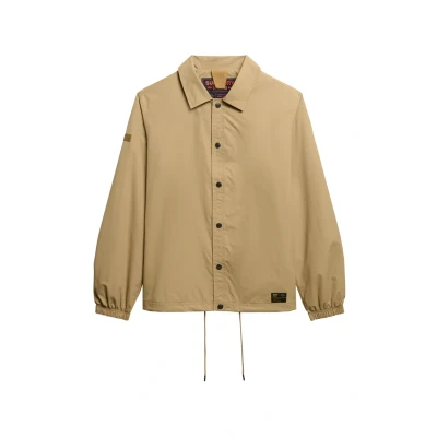 Afbeelding van Superdry Mannen Surplus Otto Coachjas Bruin Grootte: L