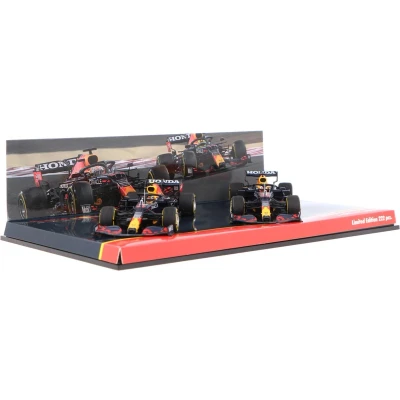 Afbeelding van Red Bull Racing RB16B Minichamps Modelauto 1:43 2021 Max Verstappen / Sergio Perez