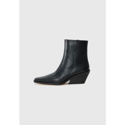 Afbeelding van Michael Kors Nash Bootie Enkellaarsjes Enkelboots met rits Dames Zwart Maat 36