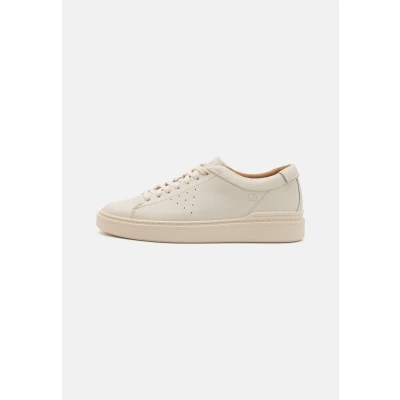 Afbeelding van Clarks Swift Sneakers laag, Heren, Maat: 44.5, White Leer