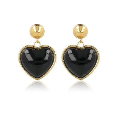 Afbeelding van My Bendel Goudkleurige oorstekers hart Met Onyx edelsteen luxe cadeauverpakking