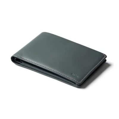 Afbeelding van Bellroy Travel Wallet, houder voor reisdocumenten (paspoort, tickets, geld, pasjes en pen) Everglade