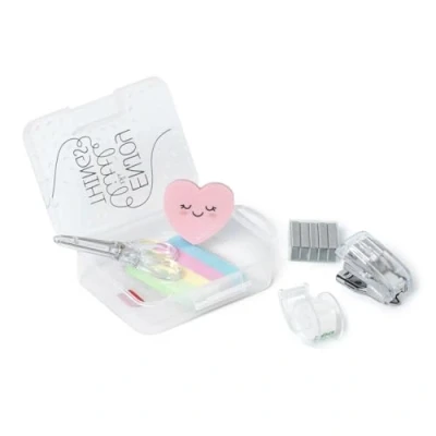 Afbeelding van Legami mini schrijfwarenset, 6 accessoires in formaat: schaar, rubber, tafelhouder, plakband met dispenser, nietmachine en metalen klemmen, 7 x 10,5 cm, praktische transportbox