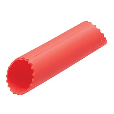 Afbeelding van KitchenCraft Siliconen Knoflookschiller, Knoflookroller in Buisvorm, Rood, 13,5 Centimeter
