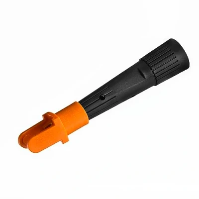 Afbeelding van FUGINATOR® EU adapter in oranje voor de Fuginator Vereenvoudigde voegenreiniging dankzij adapter. Geschikt bezem en vloerwisserstelen. Hulp het reinigen van voegen badkamer, toilet,
