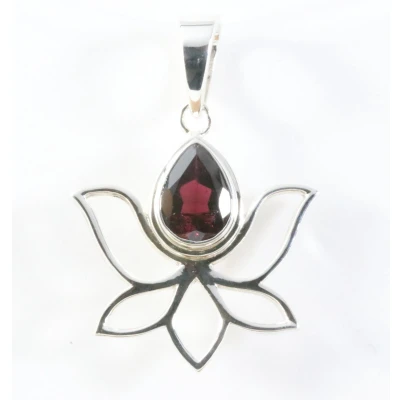 Afbeelding van Opengewerkte zilveren lotus bloem hanger met granaat