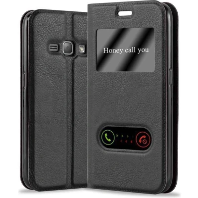 Afbeelding van Cadorabo Hoesje geschikt voor Samsung Galaxy J1 2015 in KOMEET ZWART Beschermhoes met magnetische sluiting, standfunctie en 2 kijkvensters Book Case Cover Etui