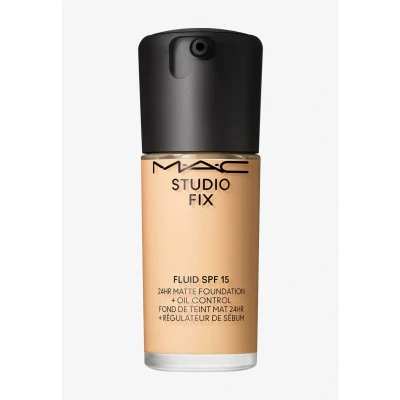 Afbeelding van MAC Studio FIX Fluid SPF15 Foundation, Maat: 30 ml, Nc15
