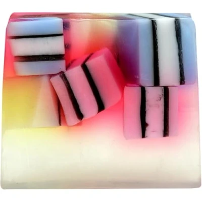 Afbeelding van BOMB COSMETICS_Candy Box Handmade Soap myd3o glicerynowe 100g