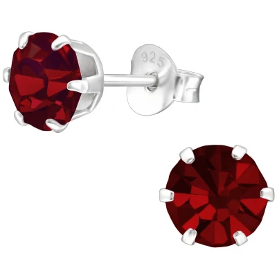 Afbeelding van JoyS Zilveren oorknoppen rond 6 mm donker rood kristal oorbellen
