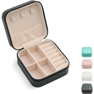 Afbeelding van Mini sieraden reisdoos Sieradendoos Kleine reis draagbare displaydoos Doos opbergdoos Perfect voor ringen, oorbellen, kettingen en cadeaus Zwart