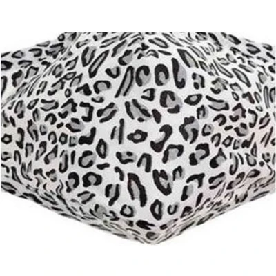 Afbeelding van 2x Beschermende mondkapjes wit met panterprint Gezichtmaskers Mondmaskers/mondkapjes