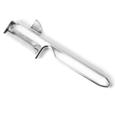 Afbeelding van HENDI Dunschiller, verticaal lemmet, voor fruit en groenten, met uitsteker, aardappelschiller, groenteschiller, lengte lemmet: 50mm, 150x40(H)5mm, roestvast staal