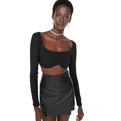 Afbeelding van Trendyol Zwarte Gebreide Crop Kraag Gedetailleerde Blouse Tpraw22Bz1337