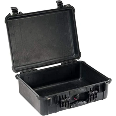 Afbeelding van Peli 1520 Stootbestendige Koffer Voor Complete Dslr Uitrusting Of Studioflitser Met Accessoires, Ip67 Water En Stofdicht, Capaciteit: 24L, Gemaakt In Duitsland, Zonder Schuim, Kleur: Zwart