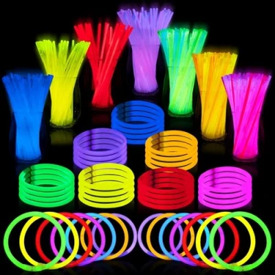 Afbeelding van JOYIN 200 stuks 20,3 cm breeklichten, partyset, neon lichtstaven, feestdecoratie, lichtstaven voor kinderen, feestgeschenken, lichtgevende feestdecoraties met verbindingsstukken verjaardag,