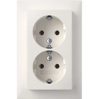 Afbeelding van Berker S.1 wandcontactdoos+ra met afdekplaat 2 voudig wit mat