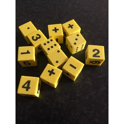 Afbeelding van Foam Reken Dobbelstenen Plus/Min 1 6 (12 stuks)