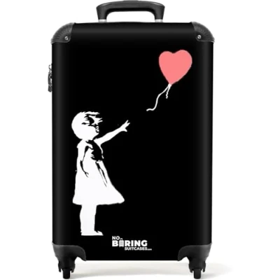 Afbeelding van NoBoringSuitcases.com® Handbagage koffer lichtgewicht Reiskoffer trolley Meisje met rode hartjesballon in zwart wit Rolkoffer wieltjes Past binnen 55x40x20 en 55x35x25