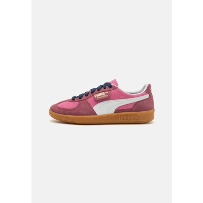 Afbeelding van Puma Palermo Unisex Sneakers laag, Maat: 48.5, Strawberry burst/wood violet/gum Veloursleer