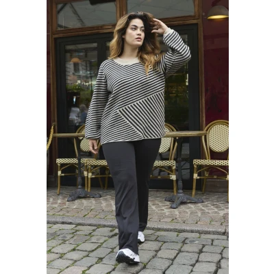 Afbeelding van Kaffe Curve Sakira Broek, Dames, Maat: 46, Black deep