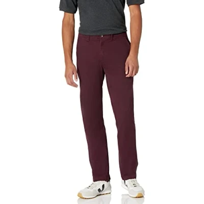 Afbeelding van Amazon Essentials Men&#039;s Sportieve casual chinobroek met stretch (verkrijgbaar in grote en lange maten), Bordeauxrood, 32W / 31L