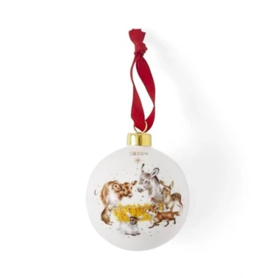 Afbeelding van Royal Worcester Wrendale Designs Away In A Manger Jaarlijkse Keramische Kerstbal Limited Edition 2024