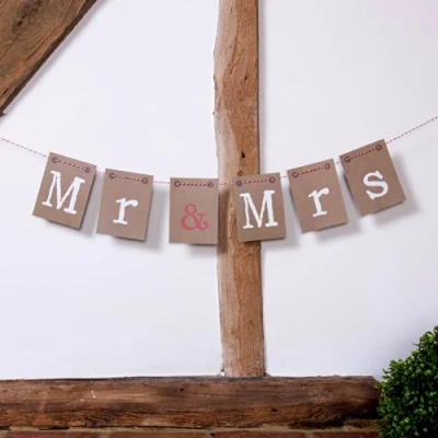 Afbeelding van Neviti Stoelversiering Mr &amp; Mrs just my type