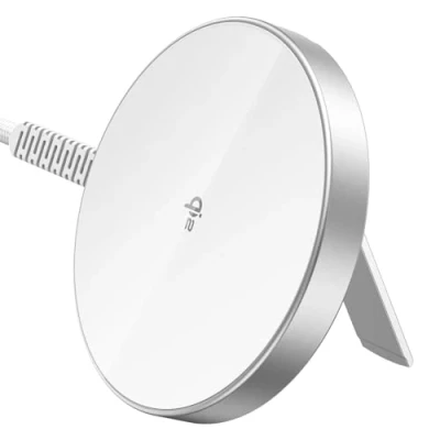 Afbeelding van ESR Qi2 15 W draadloze standaard oplader, compatibel met MagSafe/iPhone 16/16 Plus/16 Pro/16 Pro Max en iPhone 15/14/13/12 serie/magnetische hoes, 1,5 m USB C snellaadkabel, wit