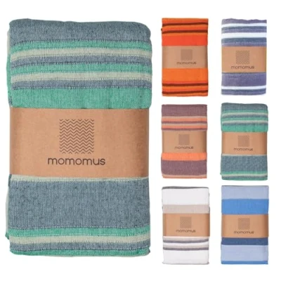 Afbeelding van MOMOMUS Picknickdeken XXL voor het strand, opvouwbaar, groot en met franjes, strandmat, zandvrij picknicks of lichte campingdeken, groen, 210 x 240 cm
