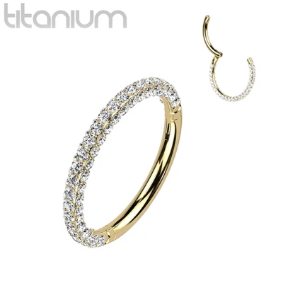 Afbeelding van Piercing titanium clicker rondom steentjes 1.2x10 gold plated