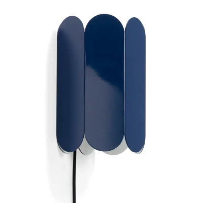 Afbeelding van HAY Arcs wall switch muurlamp Cobalt blue