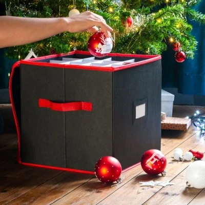 Afbeelding van CKB LTD Zwarte kerstballen opbergdoos kubus met verdelers voor maximaal 64 kerstballen, opvouwbare kerstversieringen en decoraties container 33 x cm (zwart, rood)