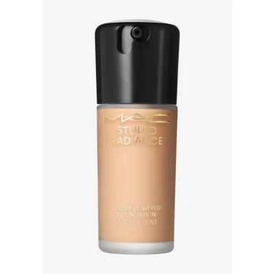 Afbeelding van M·A·C Studio Radiance Serum Powered Foundation NW18 30 ml