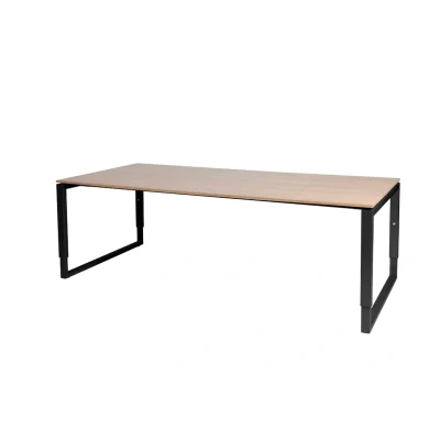 Afbeelding van Domino Plus vergadertafel, hoogte instelbaar (62 85cm) met 220x100cm &#039;zwevend&#039; havana/ kersen licht 25mm blad en zwart (RAL9011) O poot frame