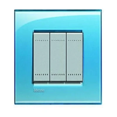 Afbeelding van LEGRAND LIVINGLIGHT RECHTHOEKIG AFDEKRAAM BLAUW 4MODULES