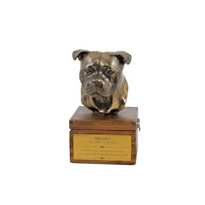 Afbeelding van Art Dog handgemaakte aangepaste hondenherdenkingsurn koudgegoten bronzen hondenkop op berkenbasis langdurige hondencrematiedoos 16x28x16cm Staffordshire bulterriër