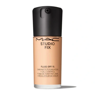 Afbeelding van Mac Studio Fix Fluid SPF 15 Foundation N5