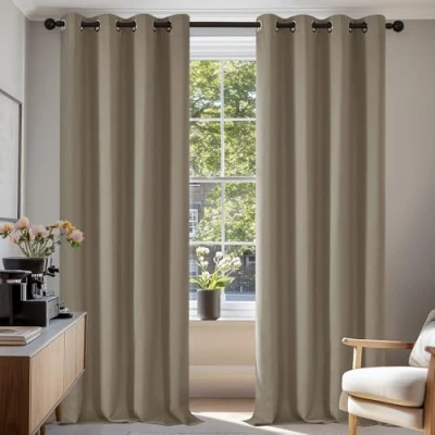 Afbeelding van Deconovo Gordijnen Verduisterend, 135x240 cm (B x H), 2 stuks, Taupe, Ondoorzichtige voor Slaapkamer Woonkamer met Oogjes