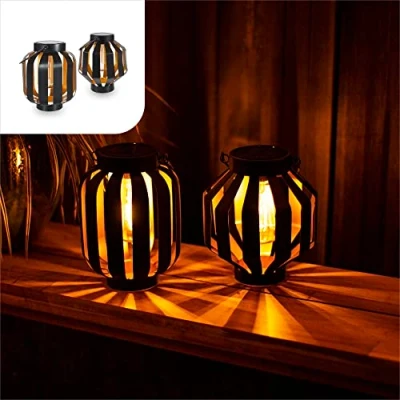 Afbeelding van Gadgy Solar Lantaarn Gloeilamp Set van 2 Tuinverlichting op Zonneenergie Led Buitenverlichting met dag/nacht Sensor Tafellamp Hanglamp Tuinlantaarn 20.5 x Ø 18 cm Zwart Metaal