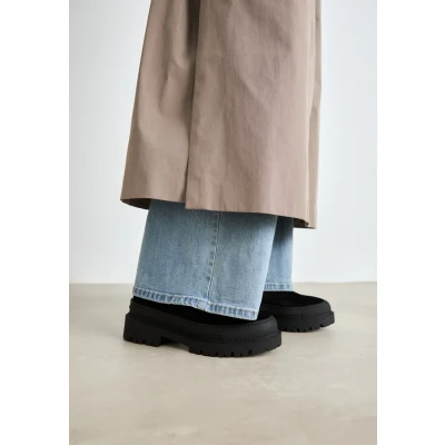 Afbeelding van Tommy Jeans Dames TJW Foxing Chelsea Suede (EN0EN02631) Mid laarzen, zwart (zwart), 7 UK, Zwart, 41 EU