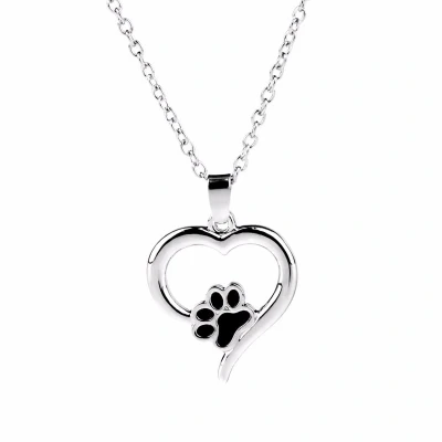 Afbeelding van GoedeDoelen.Shop Ketting Always in my Heart Zwart hondenpootje Gedenk Herdenkingsketting Met Hart Hanger Dierenliefde Dierenwelzijn Wellness House