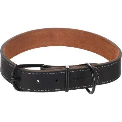 Afbeelding van Flamingo Montana halsband zwart leer XL 47,5 58 cm x 28 mm met klinknagels en gesp heeft een zwarte glanzende afwerking