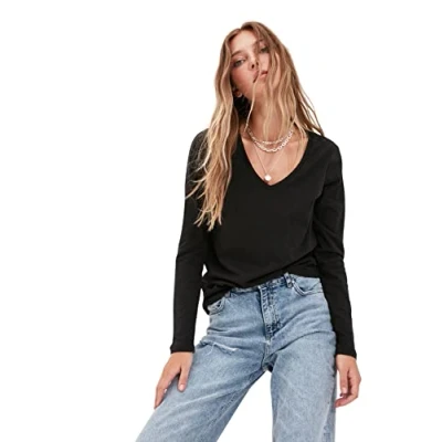 Afbeelding van Trendyol Dames Basic Regular Standaard V hals Gebreide T shirt, Zwart, XS