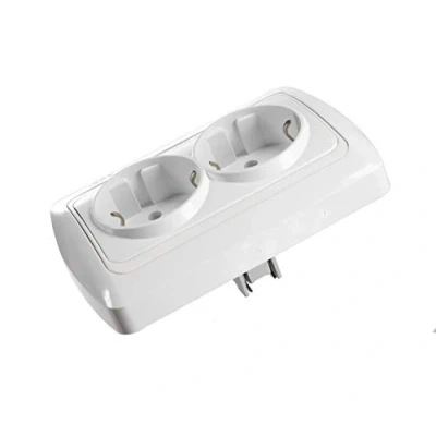 Afbeelding van Combi stopcontact inbouw op een sokel inzetstuk met 2 voudige wip Alpinweiss (2 voudig)