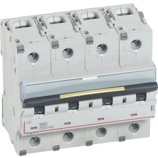 Afbeelding van Legrand installatieautomaat dx3 4p b80a 10000a 16ka 6modules 409089