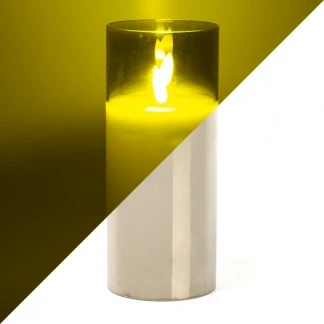 Afbeelding van LED kaars cedar bruin met rook grijs glas en vlam effect 7,5 x 17,5cm voor binnen
