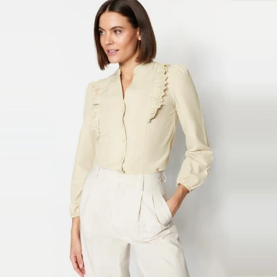 Afbeelding van Trendyol Geweven Overhemd Van Beige Kant, Katoen, Normale Pasvorm Twoss20Go0044